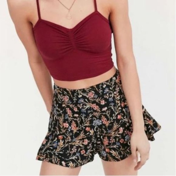 Urban Outfitters Pants - Urban Outfitters Kimchi Blue Floral Ruffle Shorts in Black/Gold